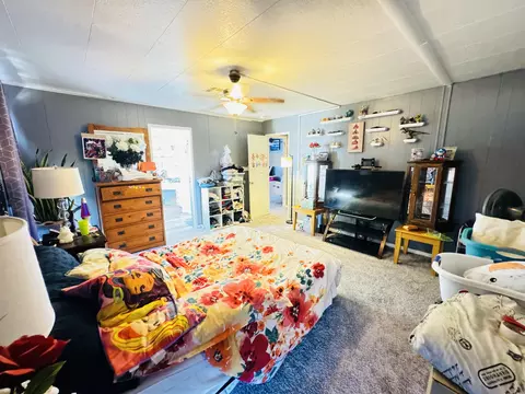 2001 Windbreak Dr # 1, Rosamond, CA 93560 photo 12