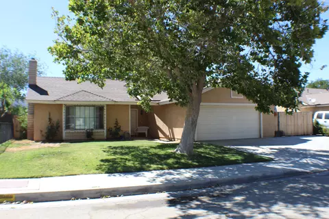 37755 Janus Dr, Palmdale, CA 93550