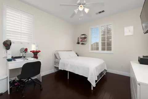 29026 Discovery Ridge Dr, Santa Clarita, CA 91390 photo 24