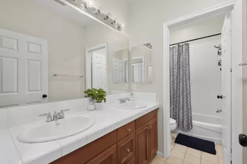 29026 Discovery Ridge Dr, Santa Clarita, CA 91390 photo 33