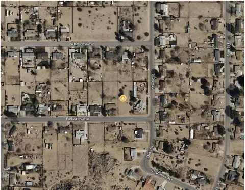 17279 Parkvalley Ave E, Palmdale, CA 93591