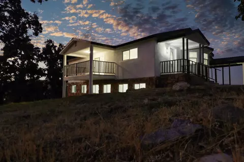 Exterior - 17420 Alsab Pl, Tehachapi, CA 93561 photo 15 of 15
