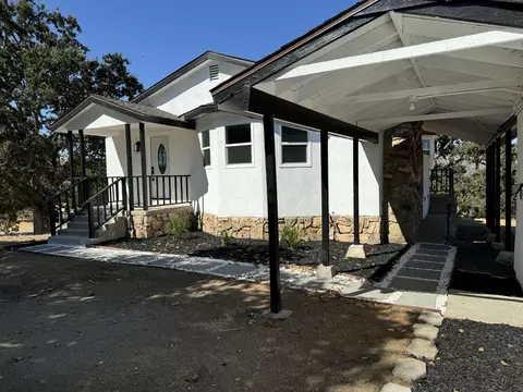 17420 Alsab Pl, Tehachapi, CA 93561