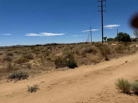 Fetters Street, Mojave, CA 93501 photo 8