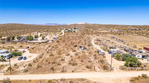 Stevenson St, Rosamond, CA 93560 photo 2