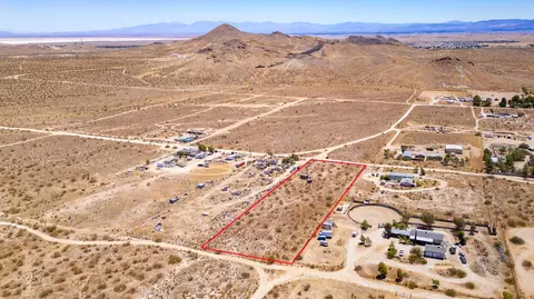 Stevenson St, Rosamond, CA 93560 photo 7