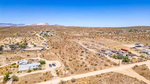 Stevenson St, Rosamond, CA 93560 photo 4