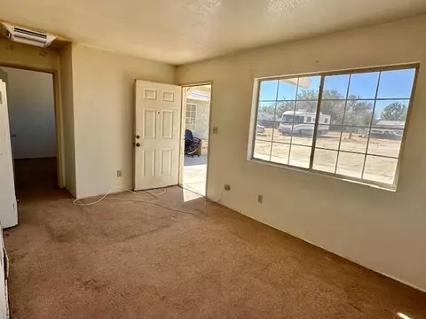 3211 H14 E, Lancaster, CA 93535 photo 4
