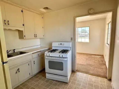 3211 H14 E, Lancaster, CA 93535 photo 5