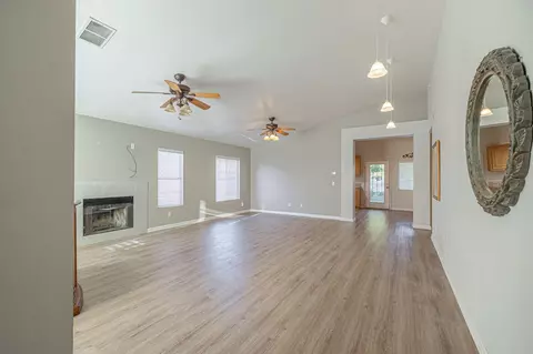 36410 37th St E, Palmdale, CA 93550 photo 10
