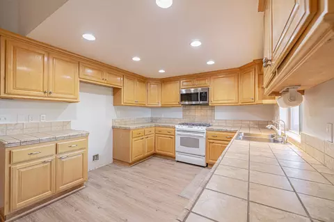 36410 37th St E, Palmdale, CA 93550 photo 14