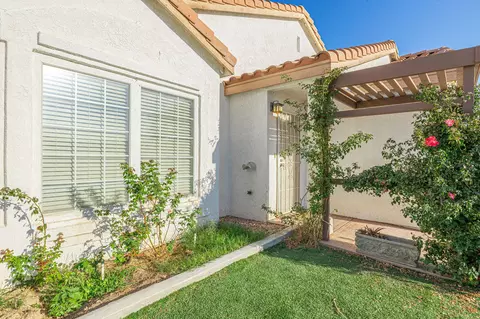 36410 37th St E, Palmdale, CA 93550 photo 8