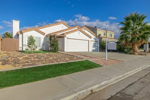 36410 37th St E, Palmdale, CA 93550 photo 4
