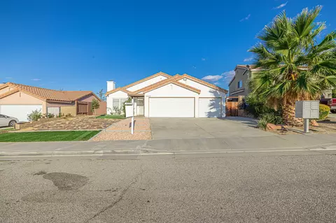 36410 37th St E, Palmdale, CA 93550 photo 3