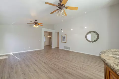 36410 37th St E, Palmdale, CA 93550 photo 12