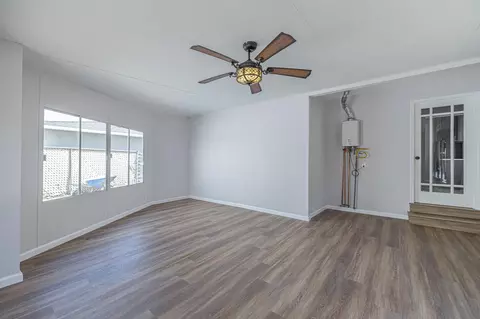 Living - 2329 Easy Ave, Long Beach, CA 90810 photo 4 of 5