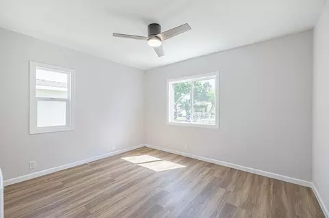 Bedroom - 2329 Easy Ave, Long Beach, CA 90810 photo 3 of 6