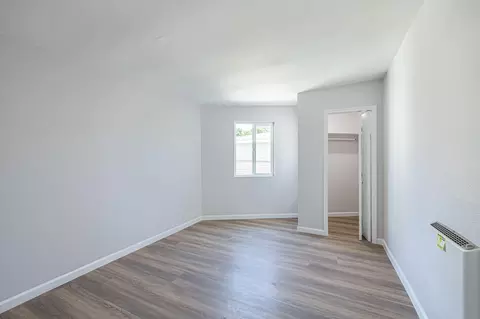 Bedroom - 2329 Easy Ave, Long Beach, CA 90810 photo 5 of 6