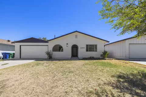 44048 Elm Ave, Lancaster, CA 93534