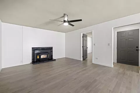 44048 Elm Ave, Lancaster, CA 93534 photo 9