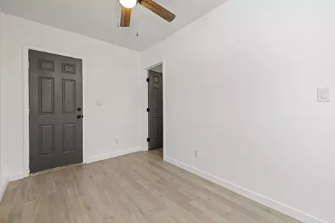 44048 Elm Ave, Lancaster, CA 93534 photo 43
