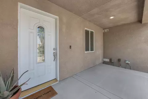43725 Byron Dr, Lancaster, CA 93535 photo 4
