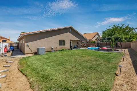 43725 Byron Dr, Lancaster, CA 93535 photo 23