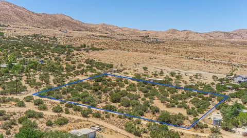 Four Winds Road, Juniper Hills, CA 93543 photo 2