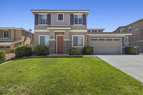 5080 Meadowsweet Dr, Palmdale, CA 93551