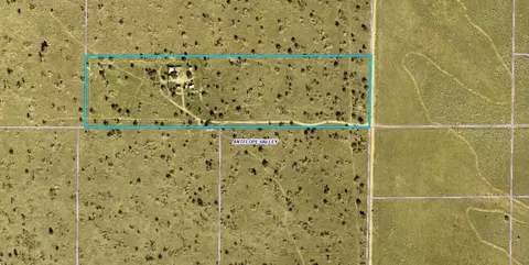 200 Th St West St W, Del Sur, CA 93536