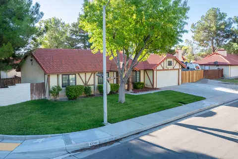 43360 28th St W, Lancaster, CA 93536 photo 2