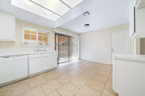 43360 28th St W, Lancaster, CA 93536 photo 15