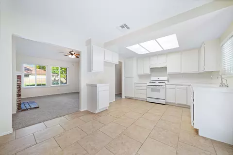 43360 28th St W, Lancaster, CA 93536 photo 14