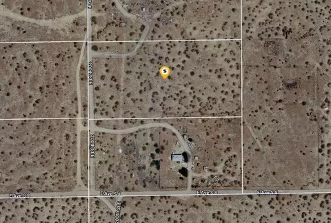 200 Ste Vic Ave S8, Palmdale, CA 93591
