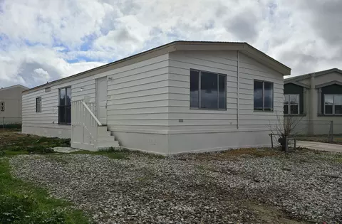 2116 Windflow Dr #66, Rosamond, CA 93560