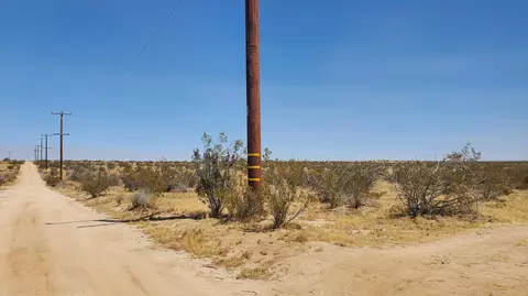 200 Th St East Ave F-8, High Vista, CA 93535