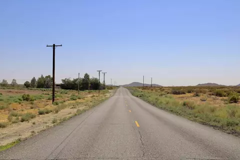22062 Ave O E, Palmdale, CA 93591
