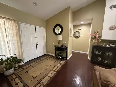 44138 Sunmist Ct, Lancaster, CA 93535 photo 4