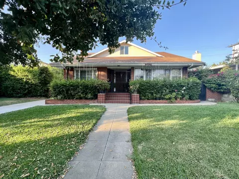 327 Vine St, Glendale, CA 91204