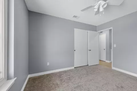 Bedroom - 45325 Bison Cir, Lancaster, CA 93535 photo 2 of 6