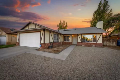 Exterior - 45325 Bison Cir, Lancaster, CA 93535 photo 2 of 13