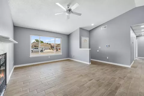 Living - 45325 Bison Cir, Lancaster, CA 93535 photo 2 of 5