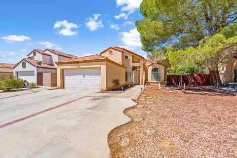 44703 17th St E, Lancaster, CA 93535 photo 3