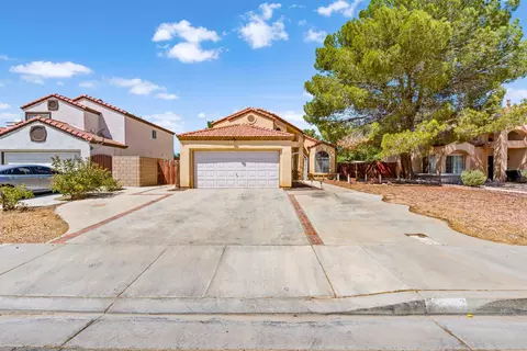 44703 17th St E, Lancaster, CA 93535 photo 4