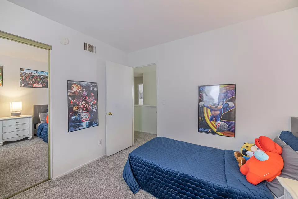 Bedroom - 45726 Berkshire St, Lancaster, CA 93534 photo 6 of 8