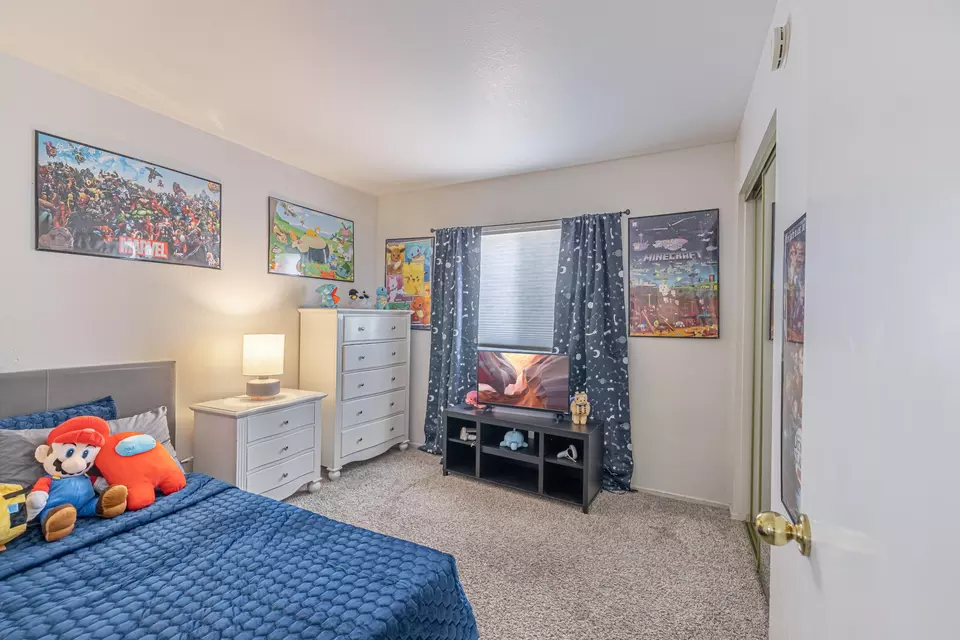 Bedroom - 45726 Berkshire St, Lancaster, CA 93534 photo 5 of 8