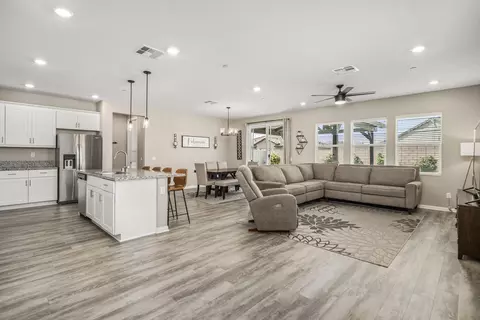 Other - 44501 Encanto Way, Lancaster, CA 93536 photo 2 of 6