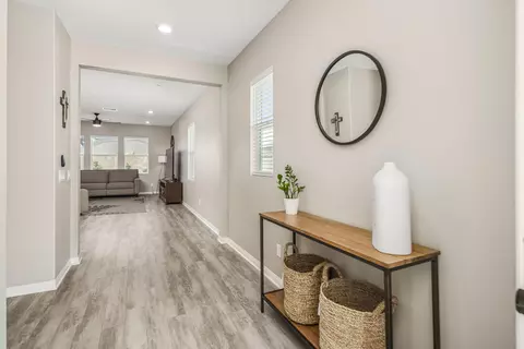 Entry Way - 44501 Encanto Way, Lancaster, CA 93536 photo 1 of 4