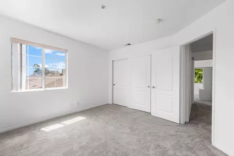 Bedroom - 799 Foxkirk Rd, Glendale, CA 91206 photo 4 of 6