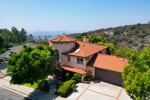 View/Area - 799 Foxkirk Rd, Glendale, CA 91206 photo 1 of 7